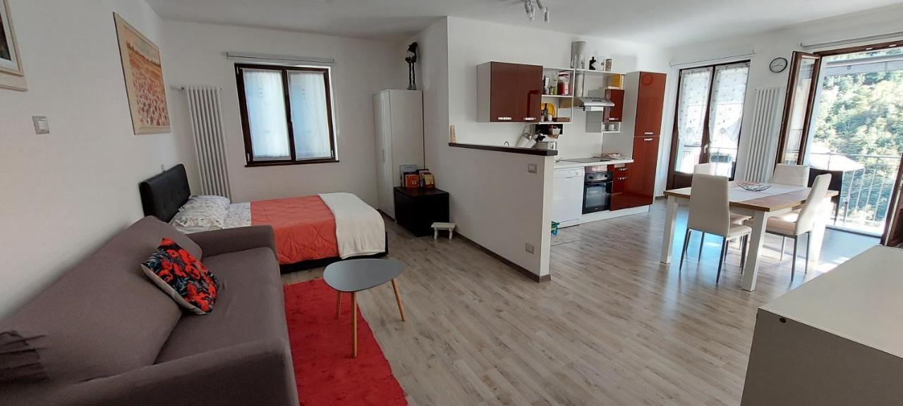 Iris Home Camblione Exteriér fotografie