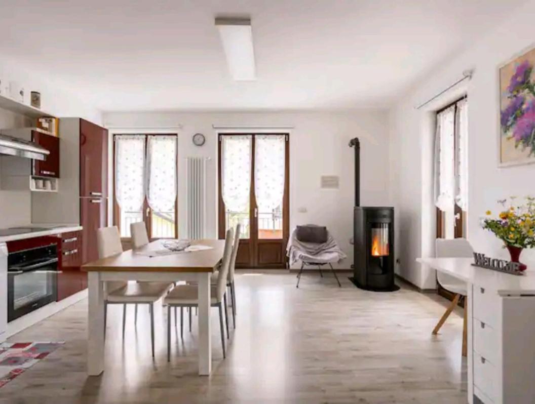 Iris Home Camblione Pokoj fotografie